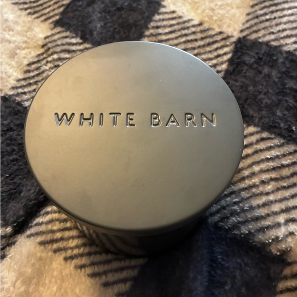 White Barn Mahogany Teakwood Gray Jar Candle New No Box 3- Wick - Picture 3 of 4